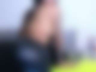 Thayra's Live Sex Cam Show