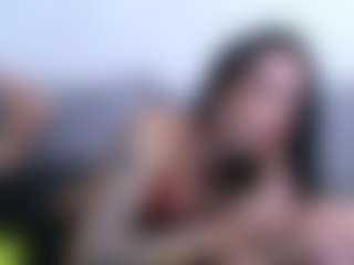 Thayra's Live Sex Cam Show