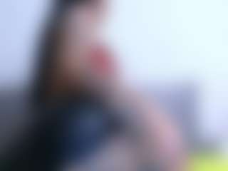 Thayra's Live Sex Cam Show