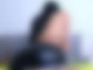 Thayra's Live Sex Cam Show