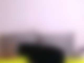 Thayra's Live Sex Cam Show