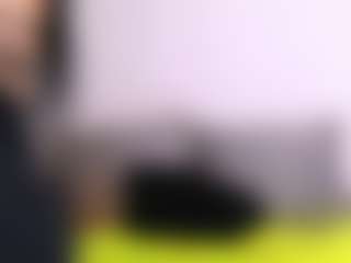 Thayra's Live Sex Cam Show