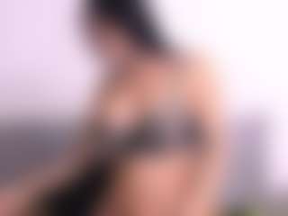 Thayra's Live Sex Cam Show