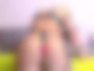 Thayra's Live Sex Cam Show