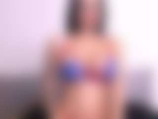 Thayra's Live Sex Cam Show