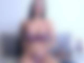 Thayra's Live Sex Cam Show