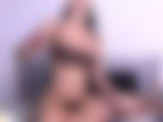 Thayra's Live Sex Cam Show