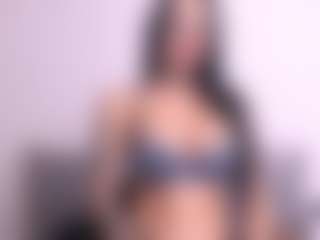 Thayra's Live Sex Cam Show