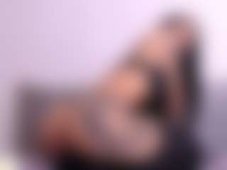 Thayra's Live Sex Cam Show