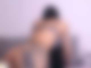 Thayra's Live Sex Cam Show