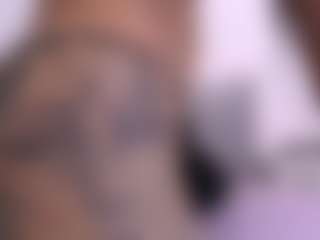 Thayra's Live Sex Cam Show