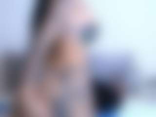Thayra's Live Sex Cam Show