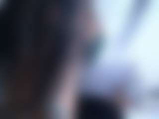 Thayra's Live Sex Cam Show
