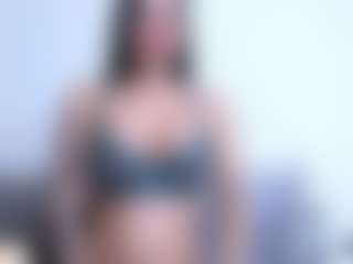 Thayra's Live Sex Cam Show