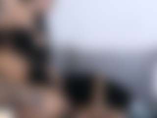 Thayra's Live Sex Cam Show