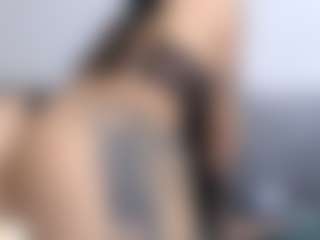 Thayra's Live Sex Cam Show