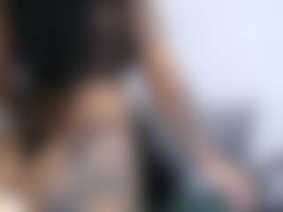 Thayra's Live Sex Cam Show