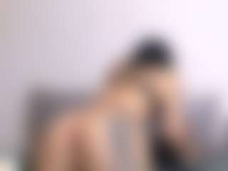 Thayra's Live Sex Cam Show