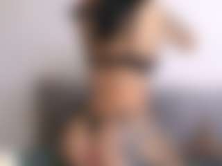 Thayra's Live Sex Cam Show