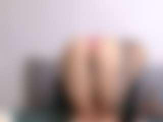 Thayra's Live Sex Cam Show