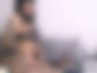 Thayra's Live Sex Cam Show