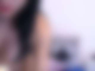 Thayra's Live Sex Cam Show