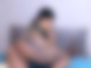 Thayra's Live Sex Cam Show