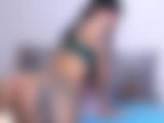Thayra's Live Sex Cam Show