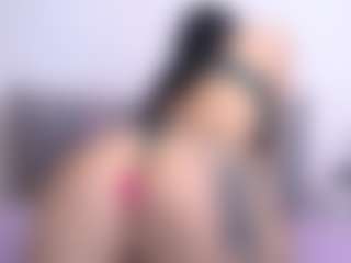 Thayra's Live Sex Cam Show