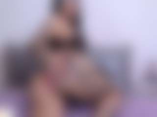 Thayra's Live Sex Cam Show