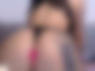 Live cam show with Thayra - Lush on Lustler
