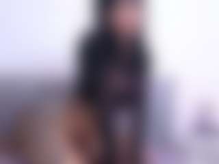 Thayra's Live Sex Cam Show