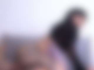 Thayra's Live Sex Cam Show