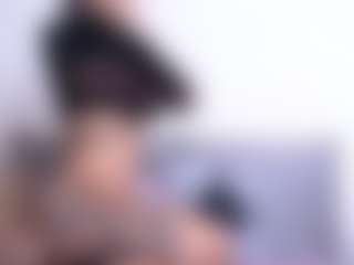 Thayra's Live Sex Cam Show