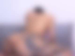 Thayra's Live Sex Cam Show