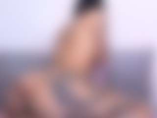 Thayra's Live Sex Cam Show