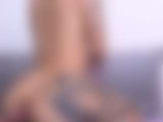 Thayra's Live Sex Cam Show