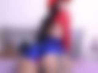 Thayra's Live Sex Cam Show