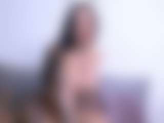Thayra's Live Sex Cam Show