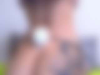 Thayra's Live Sex Cam Show