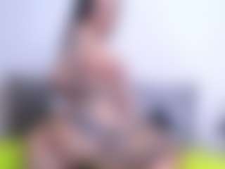 Thayra's Live Sex Cam Show