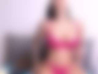 Thayra's Live Sex Cam Show