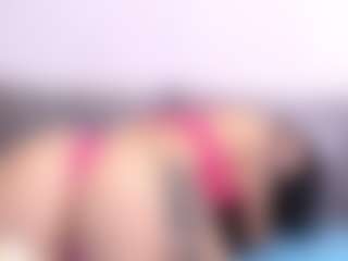 Thayra's Live Sex Cam Show