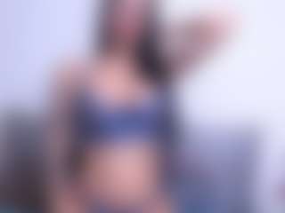 Thayra's Live Sex Cam Show