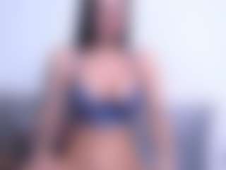 Thayra's Live Sex Cam Show