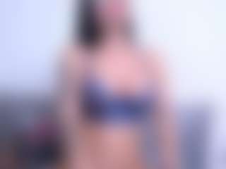 Thayra's Live Sex Cam Show