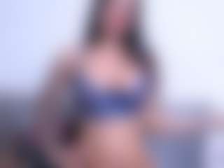 Thayra's Live Sex Cam Show