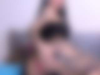 Thayra's Live Sex Cam Show
