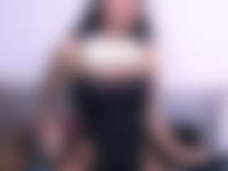 Thayra's Live Sex Cam Show