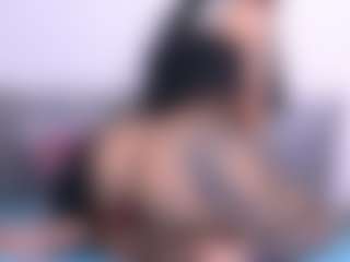 Live cam show with Thayra - Fullynaked on Milfs Live